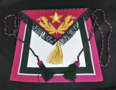 Royal Order of Scotland Substitute Grand Master Apron. 41x35 cm